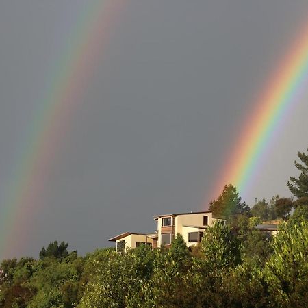 2 Views At Tasman Bed & Breakfast Exterior foto