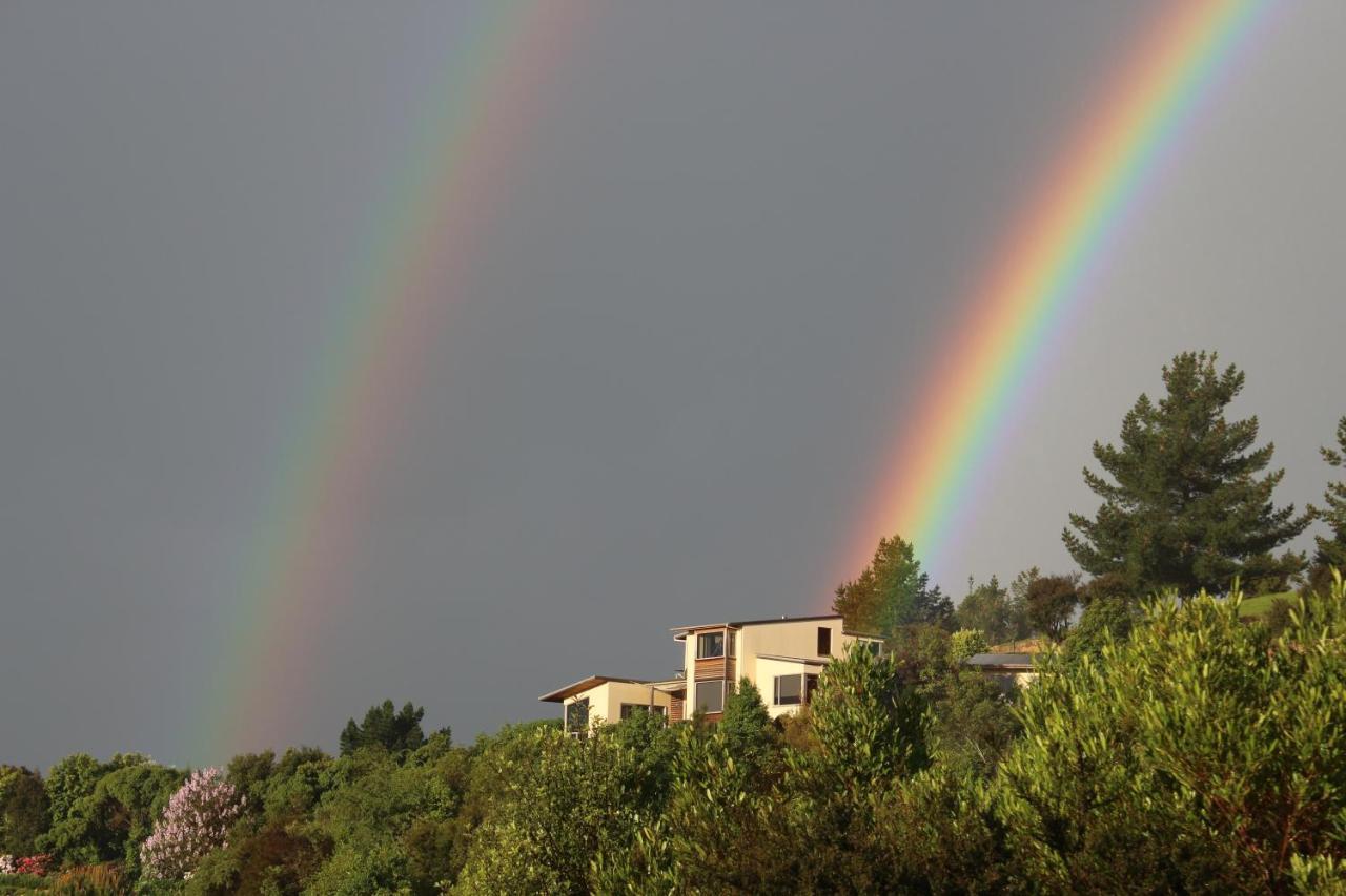 2 Views At Tasman Bed & Breakfast Exterior foto